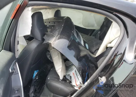 2016 Volvo S60 Premier z USA, uszkodzony, nr VIN YV1612TK0G2390901